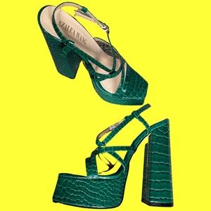 Platform green snake skin heels